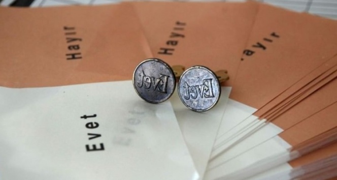 Kadın seçmen daha çok kararsız!