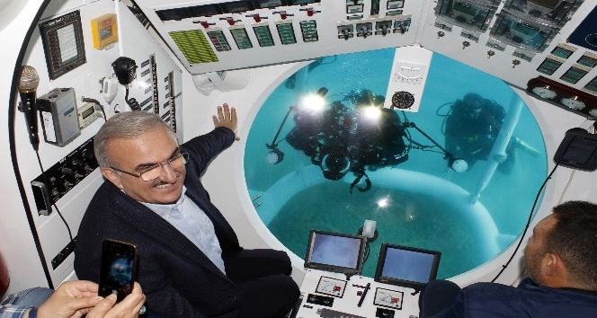 Türkiye’nin ilk turistik denizaltısı deneme dalışını yaptı