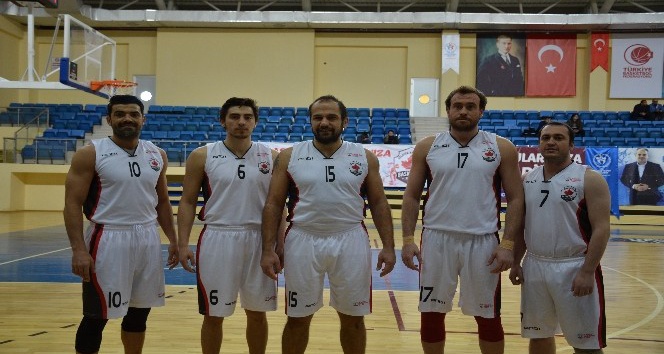 Bilecik Belediyesi Basketbol Kulübü, Balıkesir deplasmanından eli boş döndü