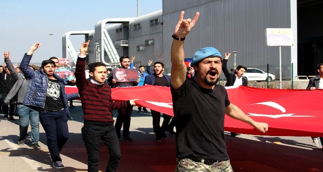 Üniversiteli gençler, Fırat Yılmaz Çakıroğlu için yürüdü