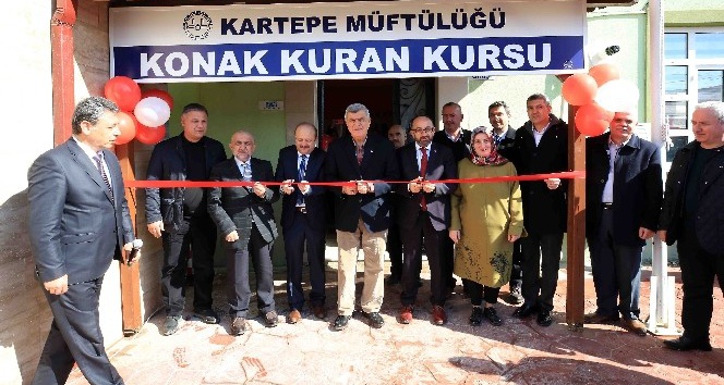 Başkan Karaosmanoğlu, Konak Camii’nin açılışını yaptı