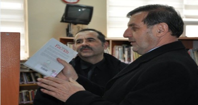 Başkan Süleyman Özkan, Halk Kütüphanesi inceledi