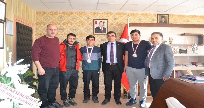Şampiyon çocuklar Erzurum’un gururu oldu