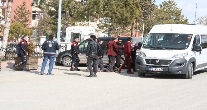 Karaman’da aranan 12 kişiden 3’ü tutuklandı