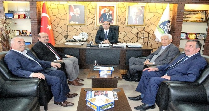 Başkan Konak, Sandıklı’da çeşitli ziyaretlerde bulundu
