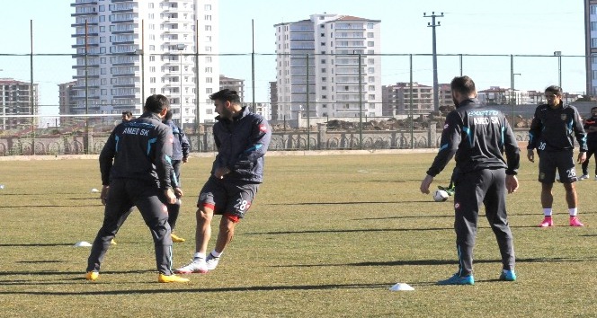 Amed Sportif’de Üsküdar maçı hazırlıkları başladı