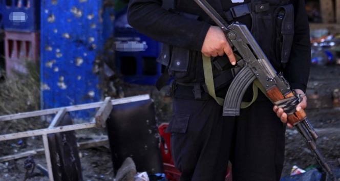 Yemen&#039;de El Kaide, polis merkezine saldırdı: 8 ölü