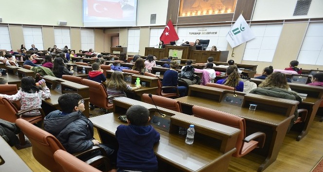 Eskişehir’de Eko-Okullar Çevre Çocuk Meclisi Çalıştayı
