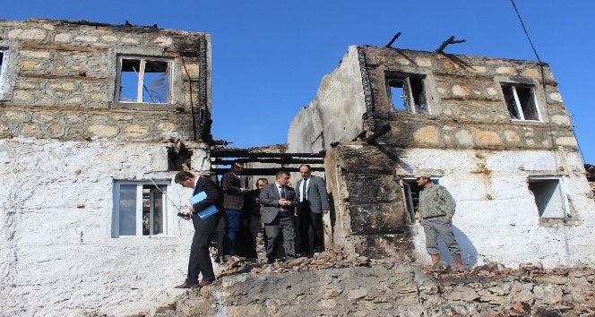 Beyşehir’de evi yanan aileye ziyaret