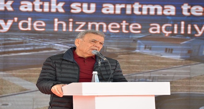 Başkan Aziz Kocaoğlu’ndan ’İzmir köy’ çıkışı