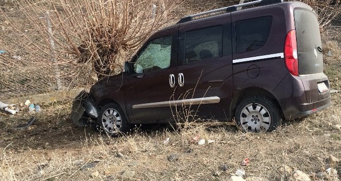 Elazığ’da trafik kazaları: 6 yaralı