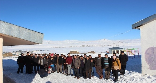 Tazeköy Köyünde çiftçi eğitim toplantısı yapıldı