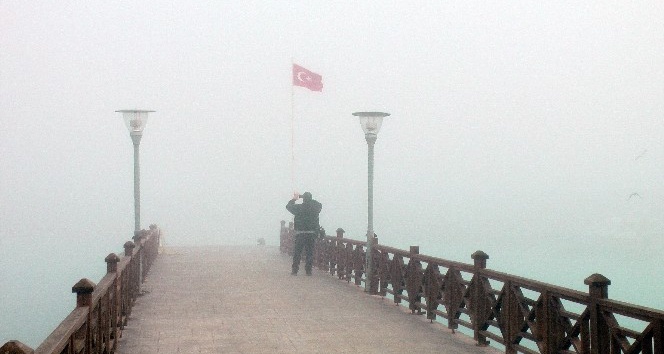Karadeniz’de yoğun sis görüş mesafesini düşürdü