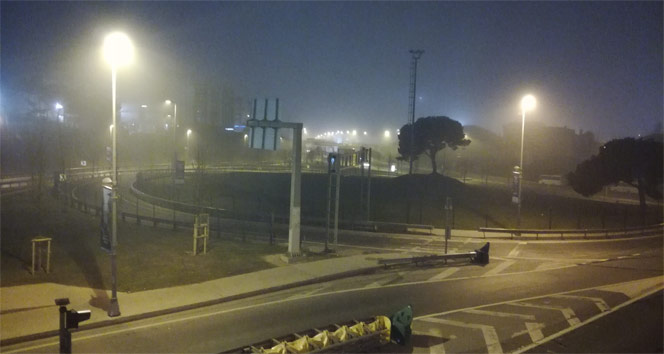 İstanbul&#039;da yoğun sis etkisini sürdürüyor