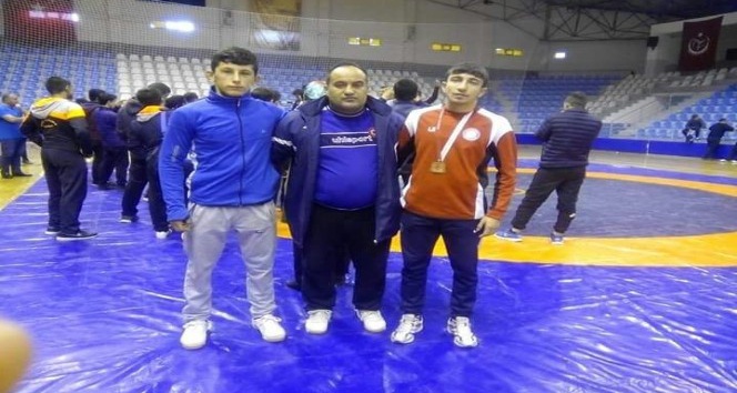 Çankırı’lı Güreşçileri Türkiye Şampiyonasında mücadele edecek