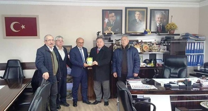 Kırım Türkleri’nden Başkan Oral’a davet