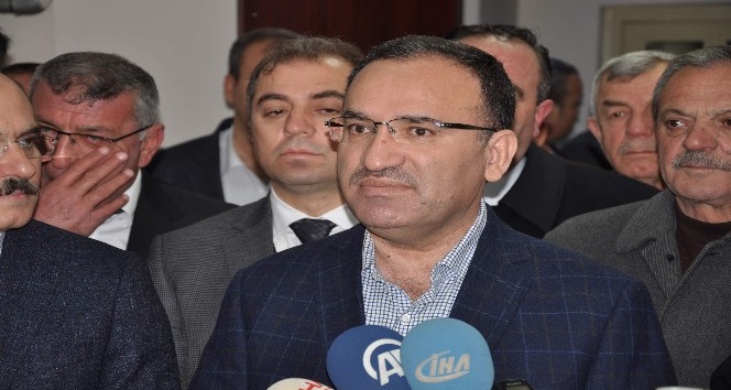 Adalet Bakanı Bozdağ: “Türk Adalet Bakanının konuşturulmaması Alman demokrasisine aykırıdır”