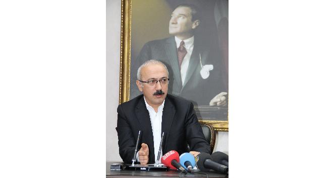 Bakan Elvan: &quot;Türkiye çok önemli bir süreçten geçiyor&quot;
