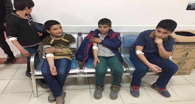 Kozluk’ta 34 öğrenci kusma şikayetiyle hastaneye kaldırıldı