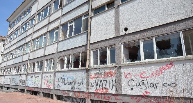 Niksar eski devlet hastanesinin binası yıkılacak