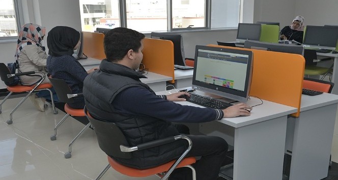 KMÜ internet erişim merkezi açıldı