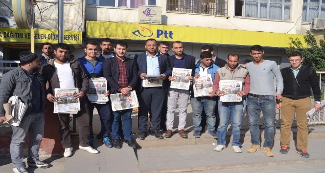 AK Partililer Kılıçdaroğlu’na ’Evet’ gazetesi gönderdi