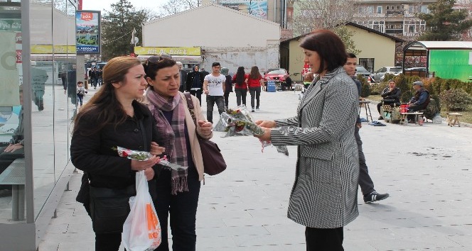 AK Partili kadınlar, Kadınlar Günü’nü kutladı