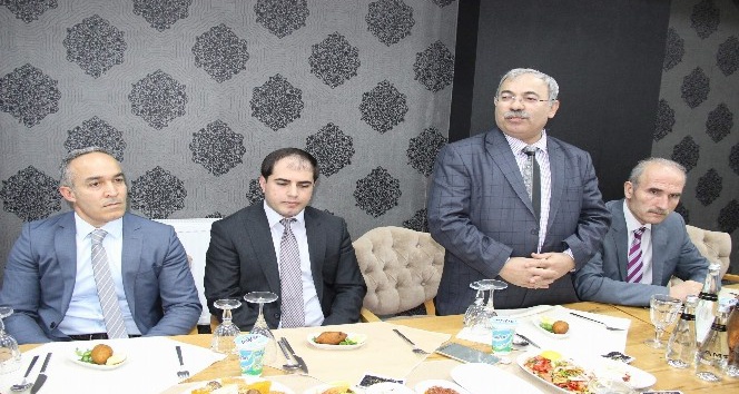 Uğurlu, "Sarı basın kartının zorunlu olduğu bilincine varılmalı"