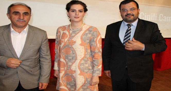 Nilhan Osmanoğlu: “Saraylara gittiğim zaman sinirleniyorum”