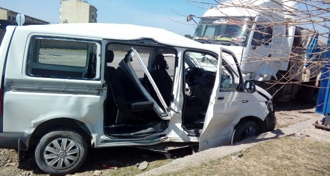 Silopi’de trafik kazası: 4 yaralı