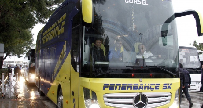 Fenerbahçe kafilesi Antalya’da şokta| Kimse karşılamadı...