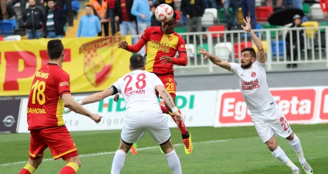 TFF 1. Lig: Göztepe: 0 Ümraniyespor: 1 (Maç Sonucu)