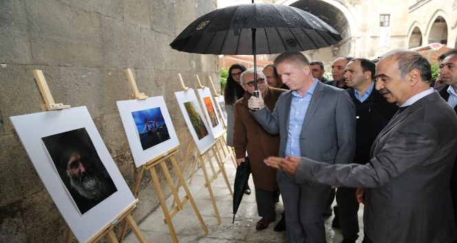 Sivas tarihi mirasını anlatan fotoğraf sergisi açıldı