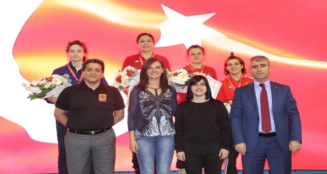Yaşar Doğu’da Türkiye Şampiyon