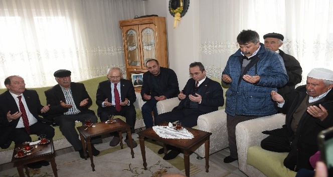 CHP lideri Kılıçdaroğlu’ndan Bilal ailesine taziye ziyareti