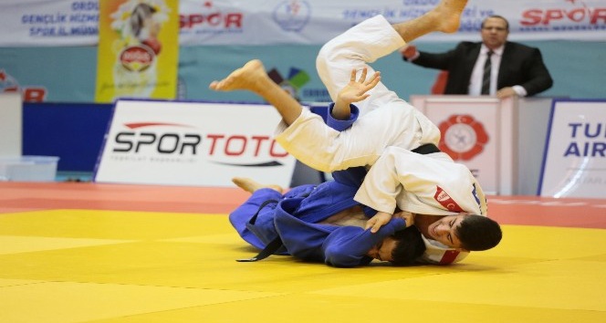 Anadolu Yıldız Judo Finalleri Ünye’de yapılacak