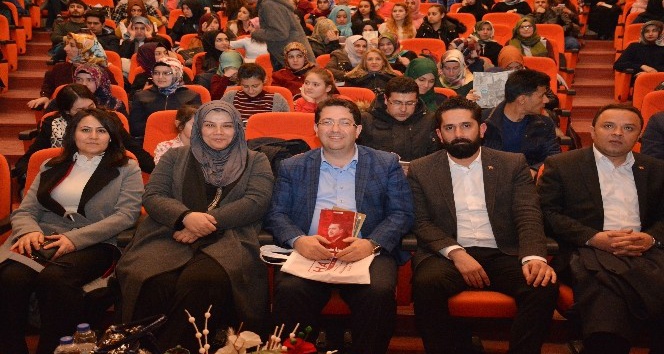 Aksaray Belediyesi’nden ‘İstiklal Marşı İstikbal Marşıdır’ konferansı