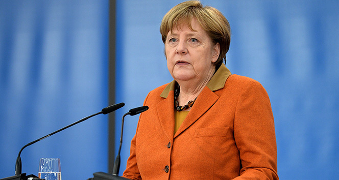 Merkel'in suçlamalarına Türkiye'den flaş yanıt