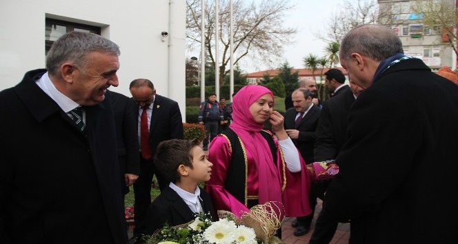 Cumhurbaşkanı Erdoğan, Büyükşehir Belediyesini ziyaret etti