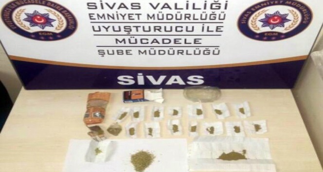 Sivas’ta uyuşturucu operasyonu: 8 gözaltı