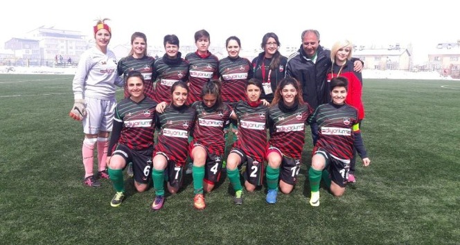 Diyarbekirspor’un kadın futbolcuları gol yağdırdı