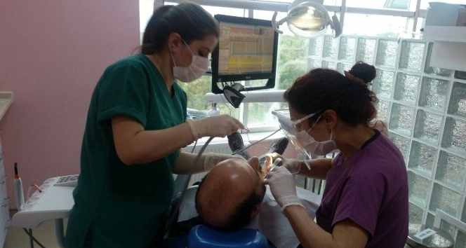 Ağız ve diş sağlığı merkezine periodontoloji uzmanı atandı