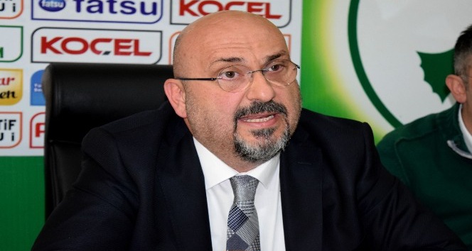 Giresunspor Kulüp Başkanı Mustafa Bozbağ eleştirilere yanıt verdi