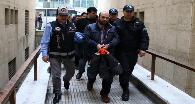 Bursa’da FETÖ soruşturmasında 19 tutuklama