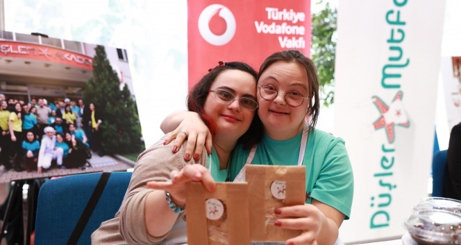 Vodafone, Dünya Down Sendromu Gününde Düşler Mutfağı'nı ağırladı