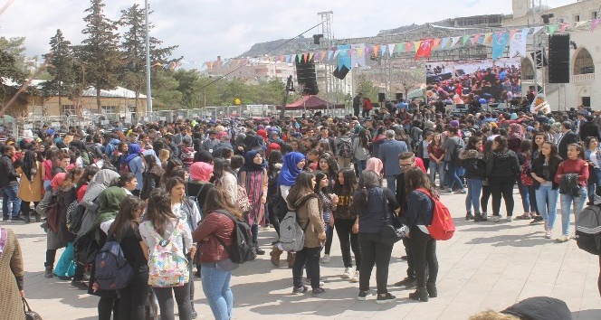 Mardin’de Nevruz kutlaması