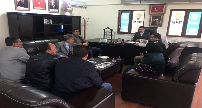 AK Parti Bağlar İlçe Başkanı Gezer mahalle temsilcileriyle buluştu
