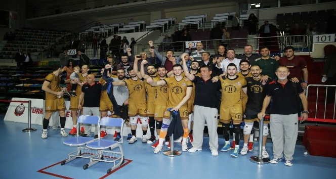 Jeopark Kula Belediyespor final turunu garantiledi