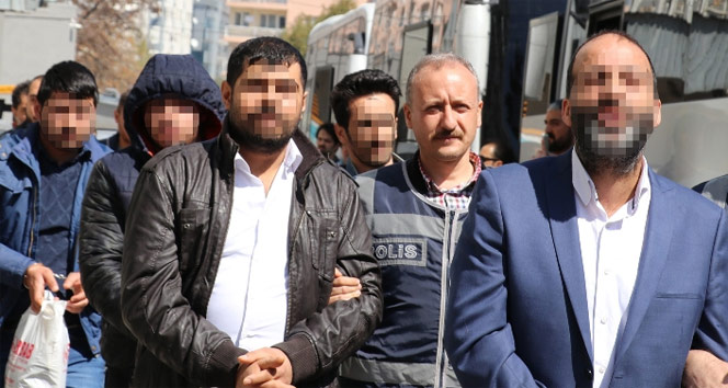 İzmir’de ’çete’ operasyonu: 47 gözaltı