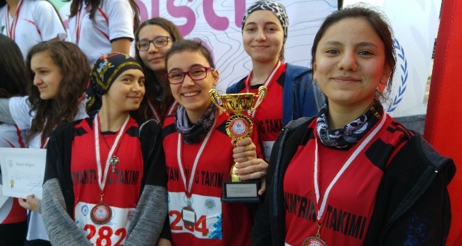 15 Temmuz Şehitler Fen Lisesi Oryantiring’de Türkiye derecesi aldı
